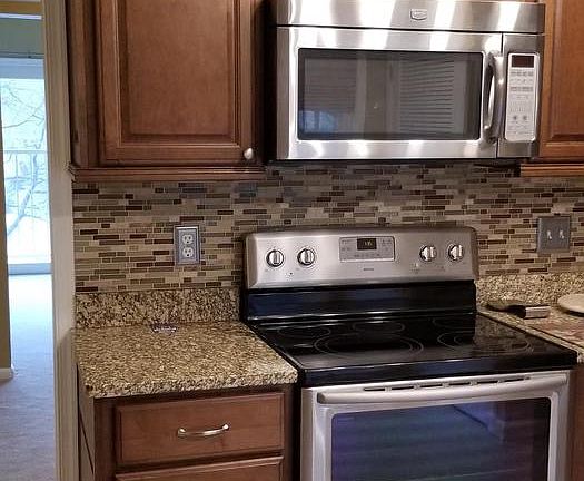 2nd image of 3879 Persimmon Cir