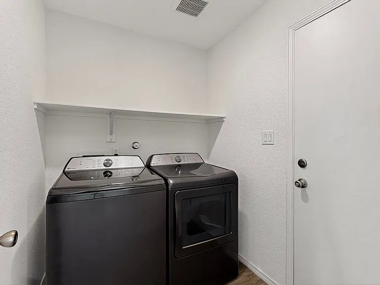 3892 Hernandez St SW — Photo 30