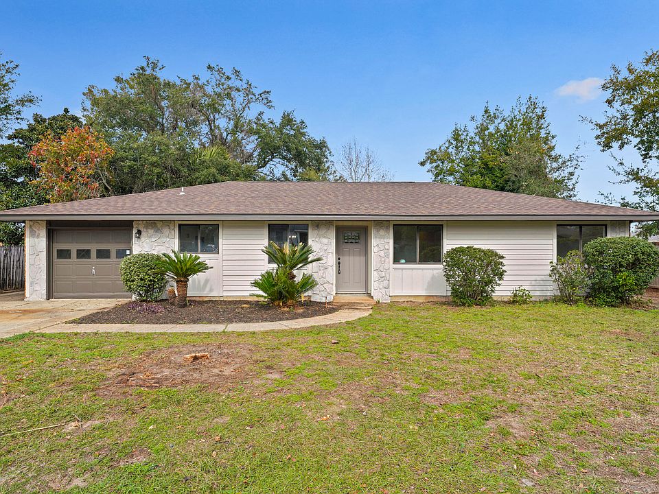1st image of 3364 La Condesa St