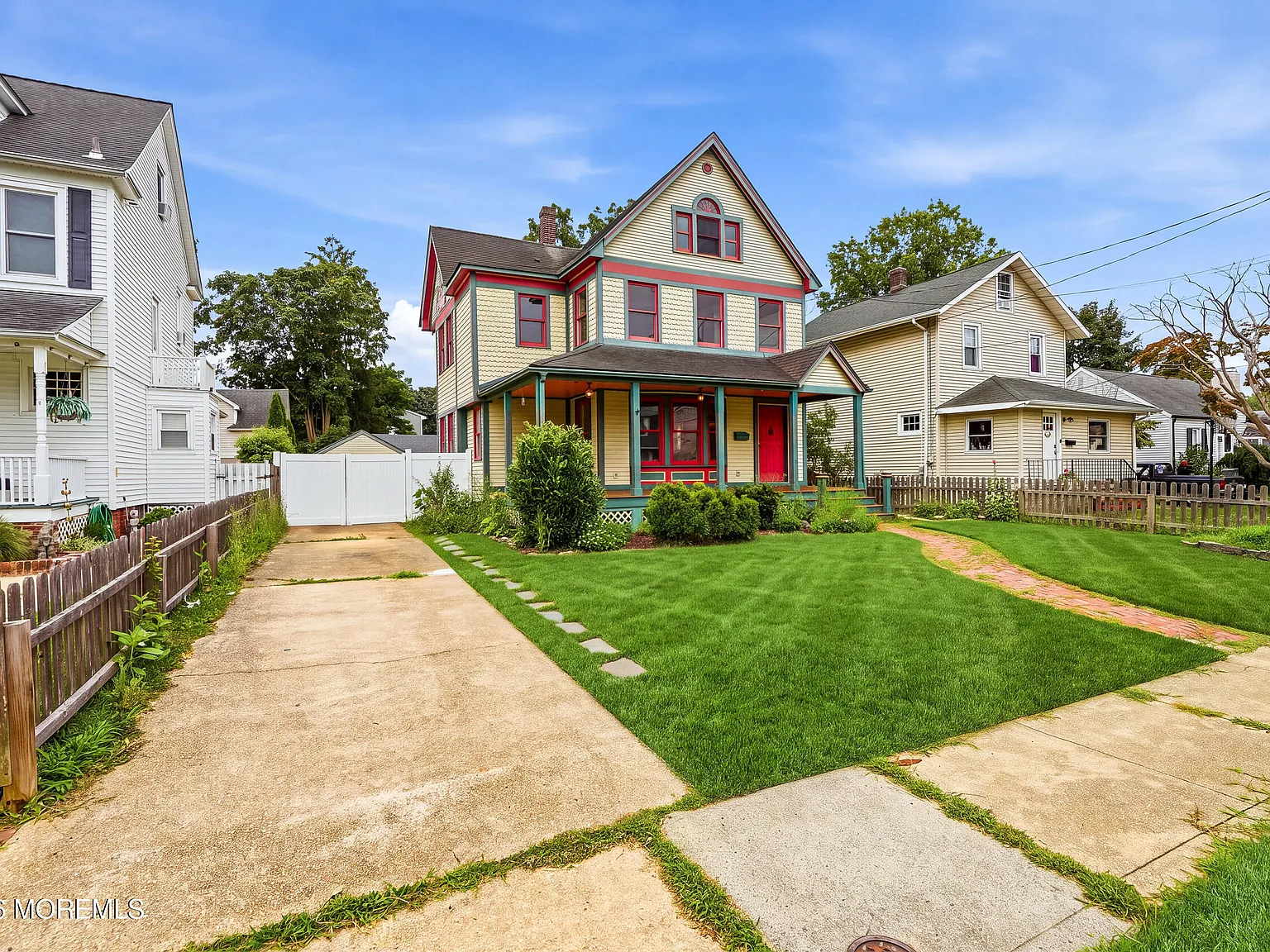 4 bed, 1.5 bath, 1880 sqft, $4,500 — Photo 4