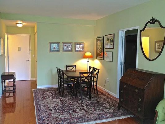 Sold by Sotheby's International Realty | media 18