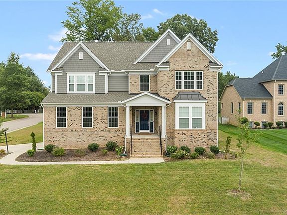 4th image of 11800 Shallow Cove Dr