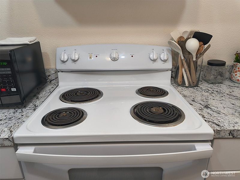 3rd image of 15415 35th Avenue W #E201