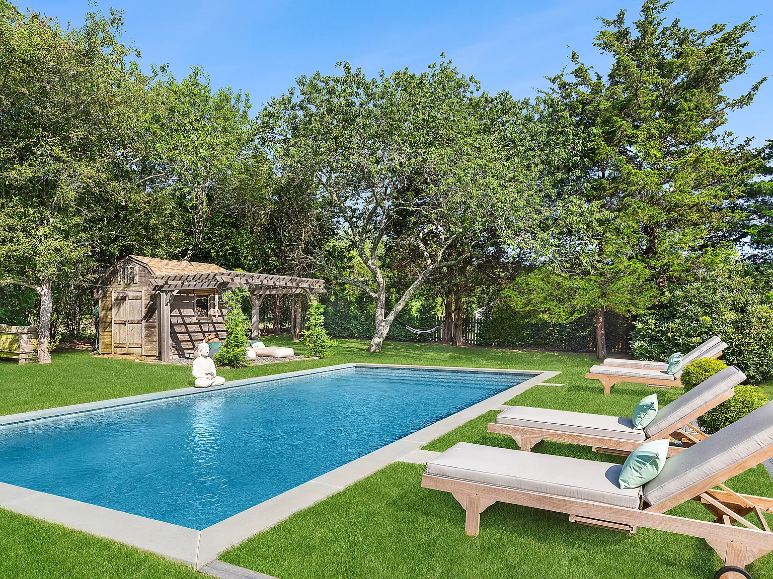 Immaculate Hamptons Getaway Near Completion — Photo 2