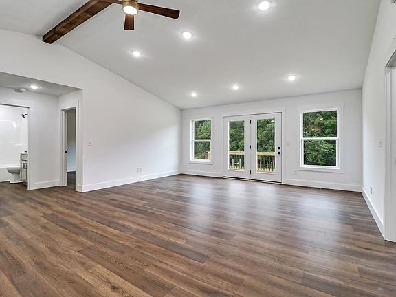 3rd image of 1259 Franklin Loop