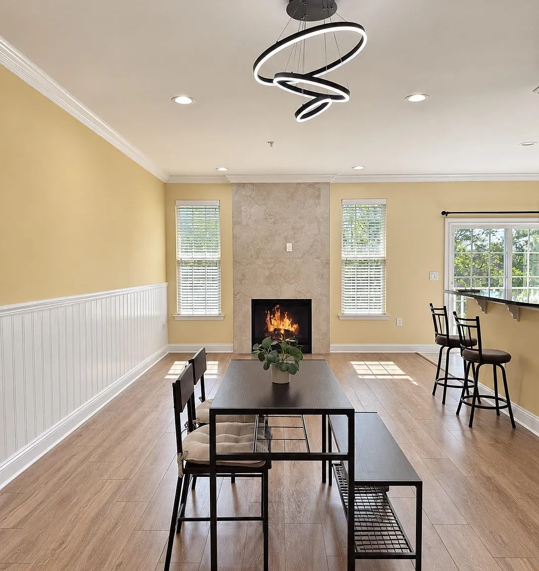 2 bed, 3.0 bath, 2034 sqft, $3,450 — Photo 3