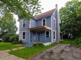 3 Franklin St, Chateaugay, NY 12920