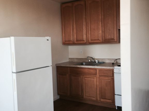 2nd image of 740 Clarkson Ave APT 1D