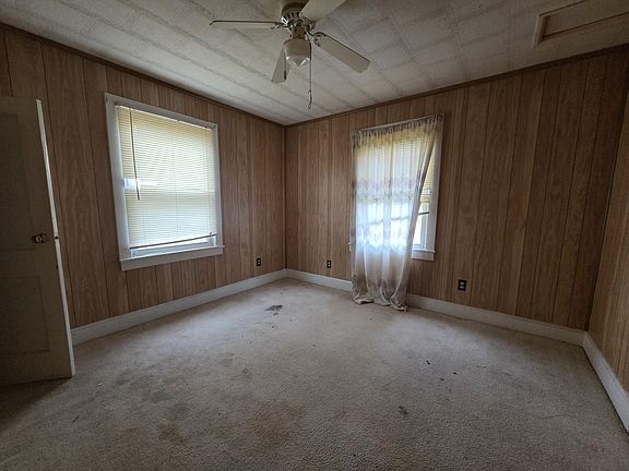 5th image of 153 Stanley Hill Rd