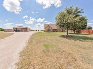 216 Canyon Dr, Decatur, TX 76234