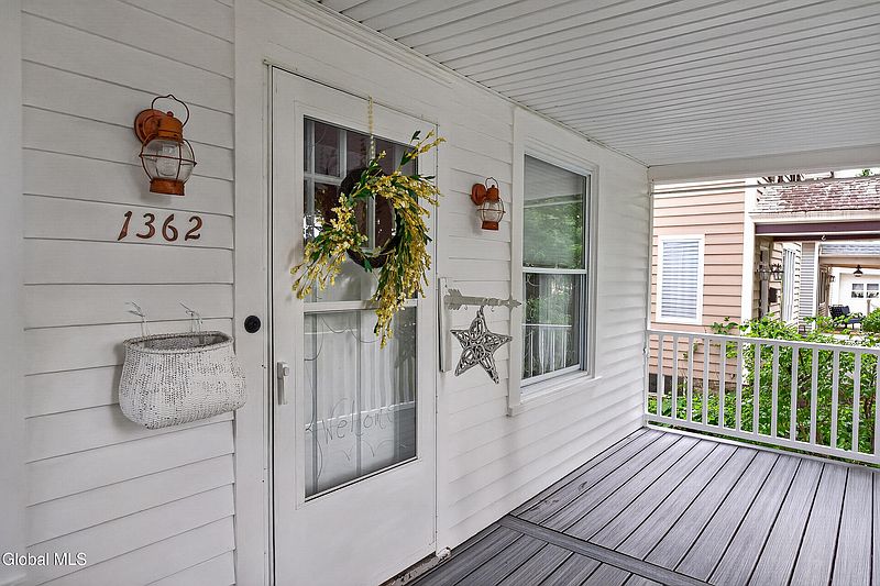 5th image of 1362 Myron Street