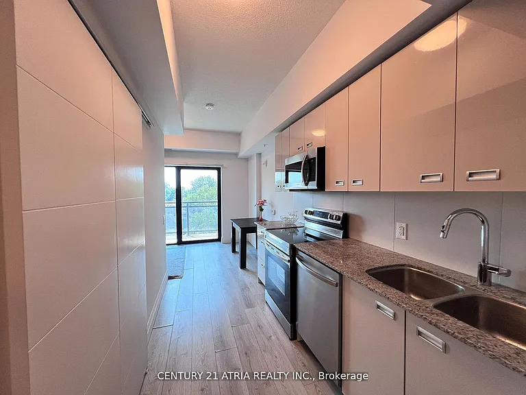 652 Princess St #411 — Photo 5