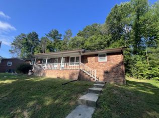 917 N Flint St, Lincolnton, NC 28092