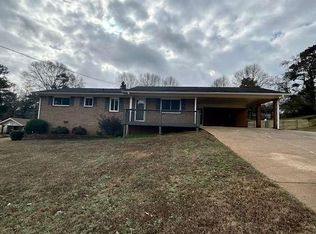 4642 Elmhurst Dr, Douglasville, GA 30135