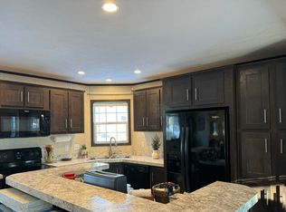 94 Riverview Dr, Rochester, NH 03867