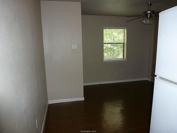 5th image of 407 Cherry St #A-d