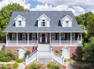 665 Lake Frances Dr, Charleston, SC 29412
