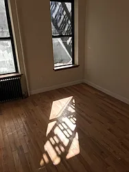 Rented by Christopher Devincenzi, LREB