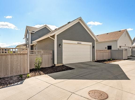 4th image of 10624 S Split Rock Dr