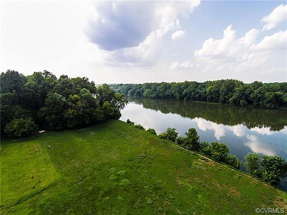 2nd image of 9161 James Riverwatch Dr