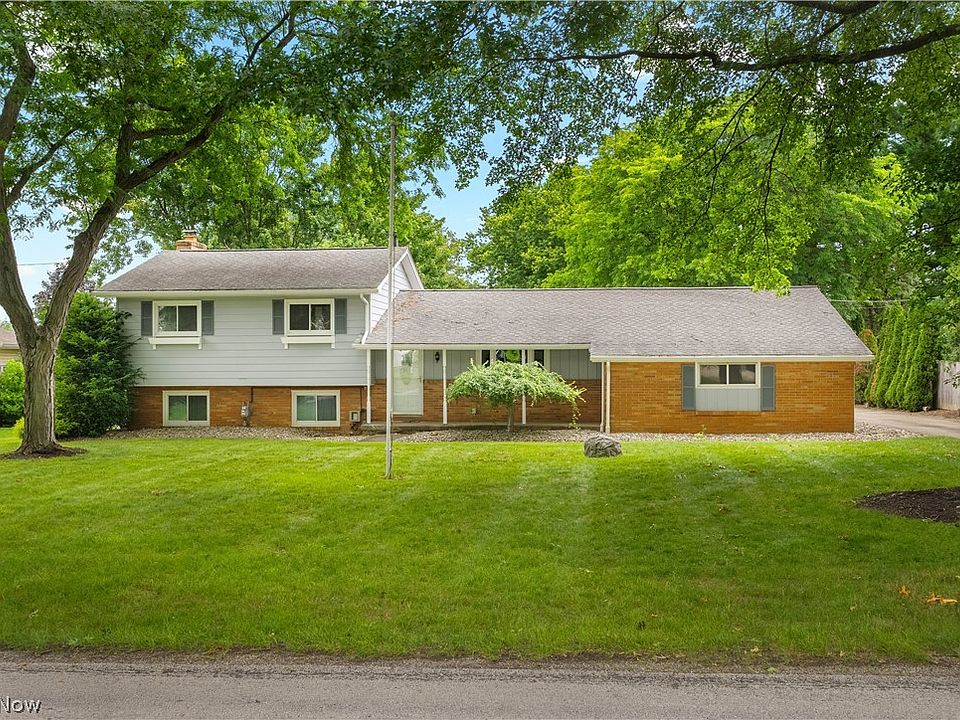 1st image of 13795 Overcrest St NE