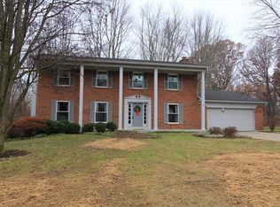 8719 Tiburon Dr, Cincinnati, OH 45249