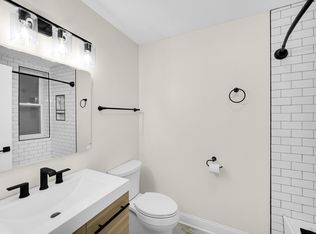 4515 W Washington Blvd #2, Chicago, IL 60624