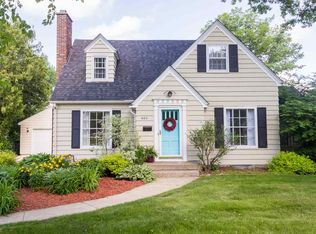 405 Sheridan Rd, Waterloo, IA 50701