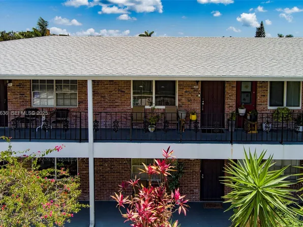 1050 Atlantic Shores Blvd APT 210, Hallandale Beach, FL 33009