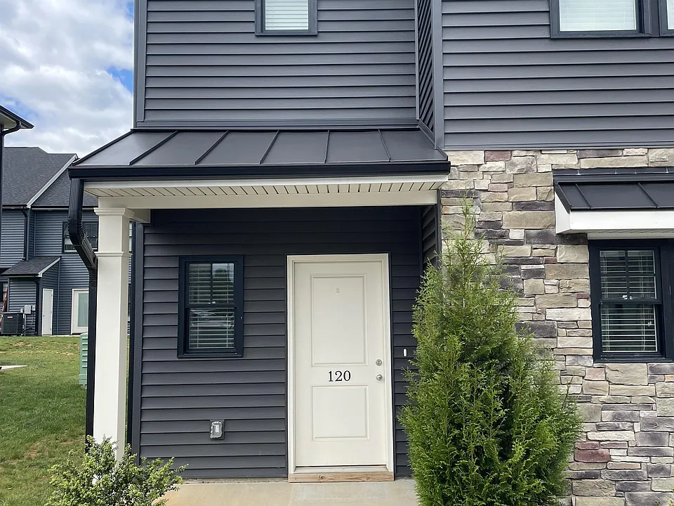 120 English Commons Dr