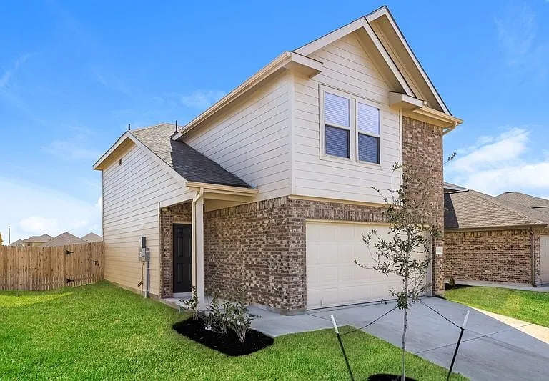 9334 Somers Bnd — Photo 3