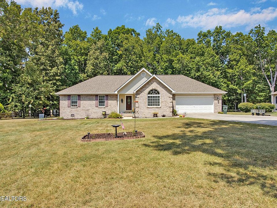 1st image of 986 Mockingbird Dr