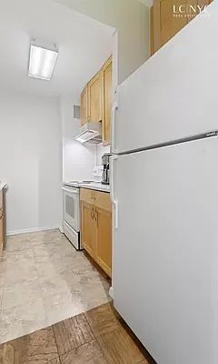 5th image of 379 West St APT 1A