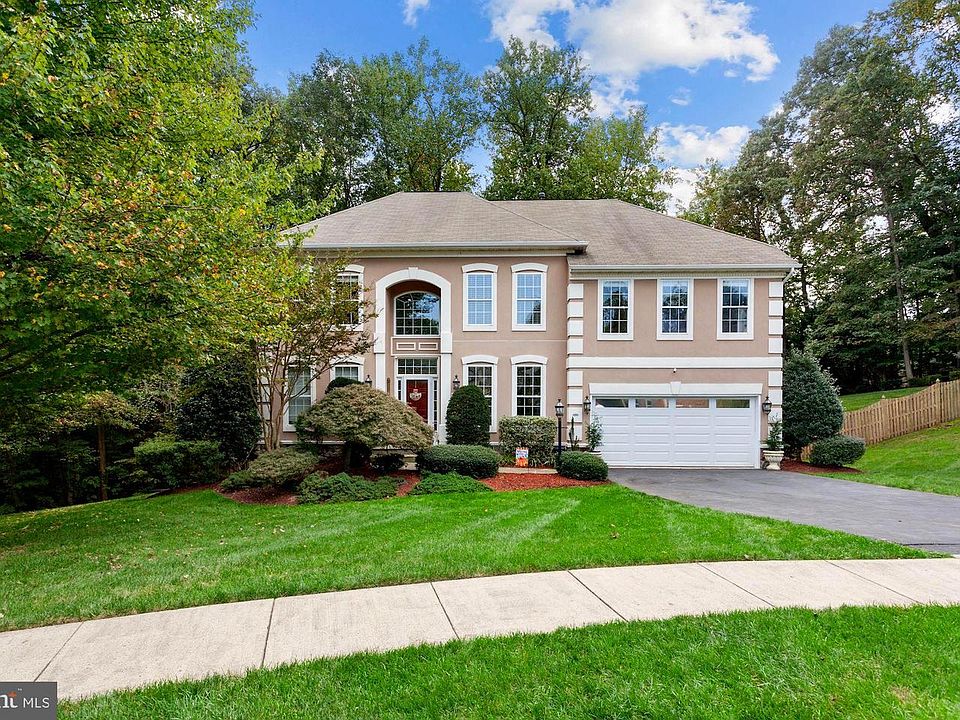 1st image of 5786 Valley View Dr