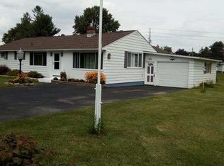 300 Bergner Rd, Syracuse, NY 13209