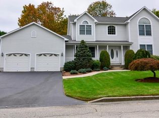 40 Fox Run, Cranston, RI 02921
