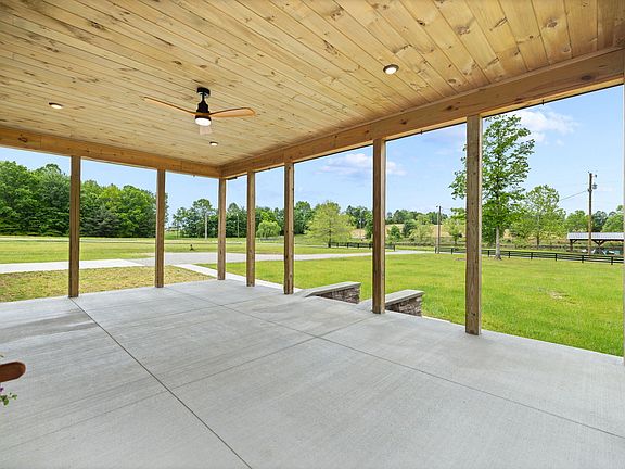 4th image of 236 Whitaker Rd