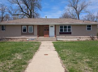 828 Apgar St S, Shakopee, MN 55379