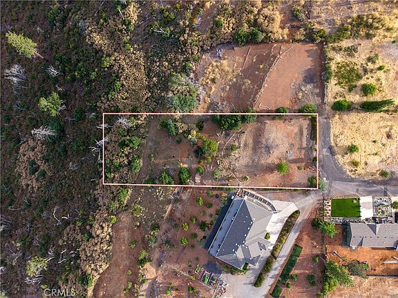 5th image of 1920 Lowry Ln