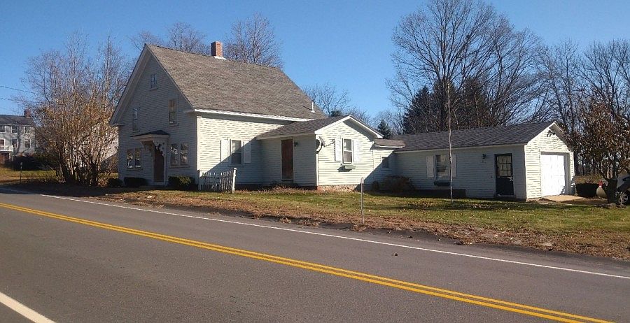 2nd image of 23 Derry Rd