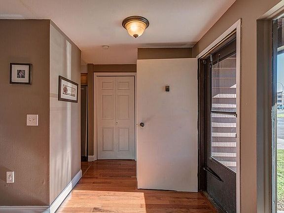 2nd image of 607 Village Blvd N