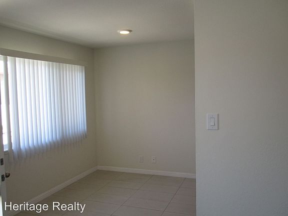 5th image of 412 N Bayshore Blvd APT 4