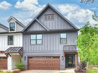 1517 Falcon St, Charlotte, NC 28211