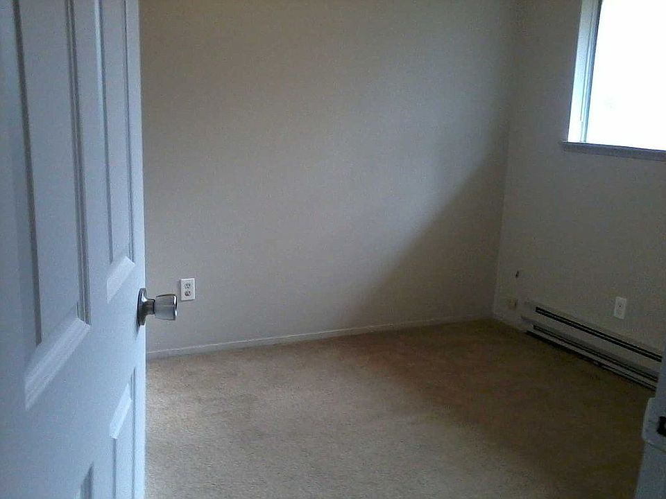 1st image of 2701 Wilderness Dr SE