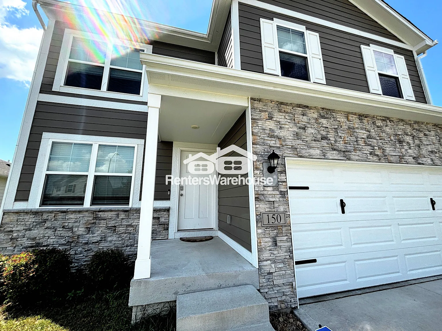 Stunning 4 Bedroom House for Rent — Photo 2