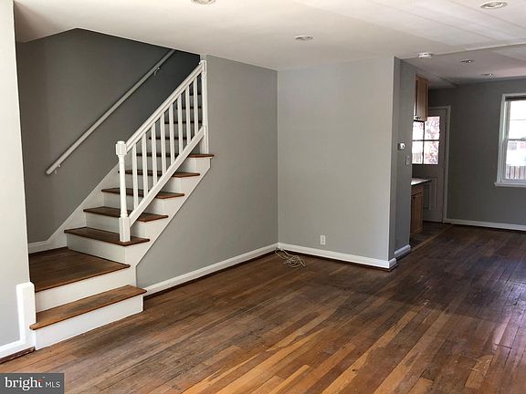4th image of 3516 S Stafford St