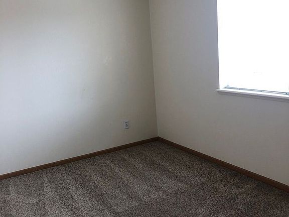 2nd image of 2480 Daws Dr #A-d