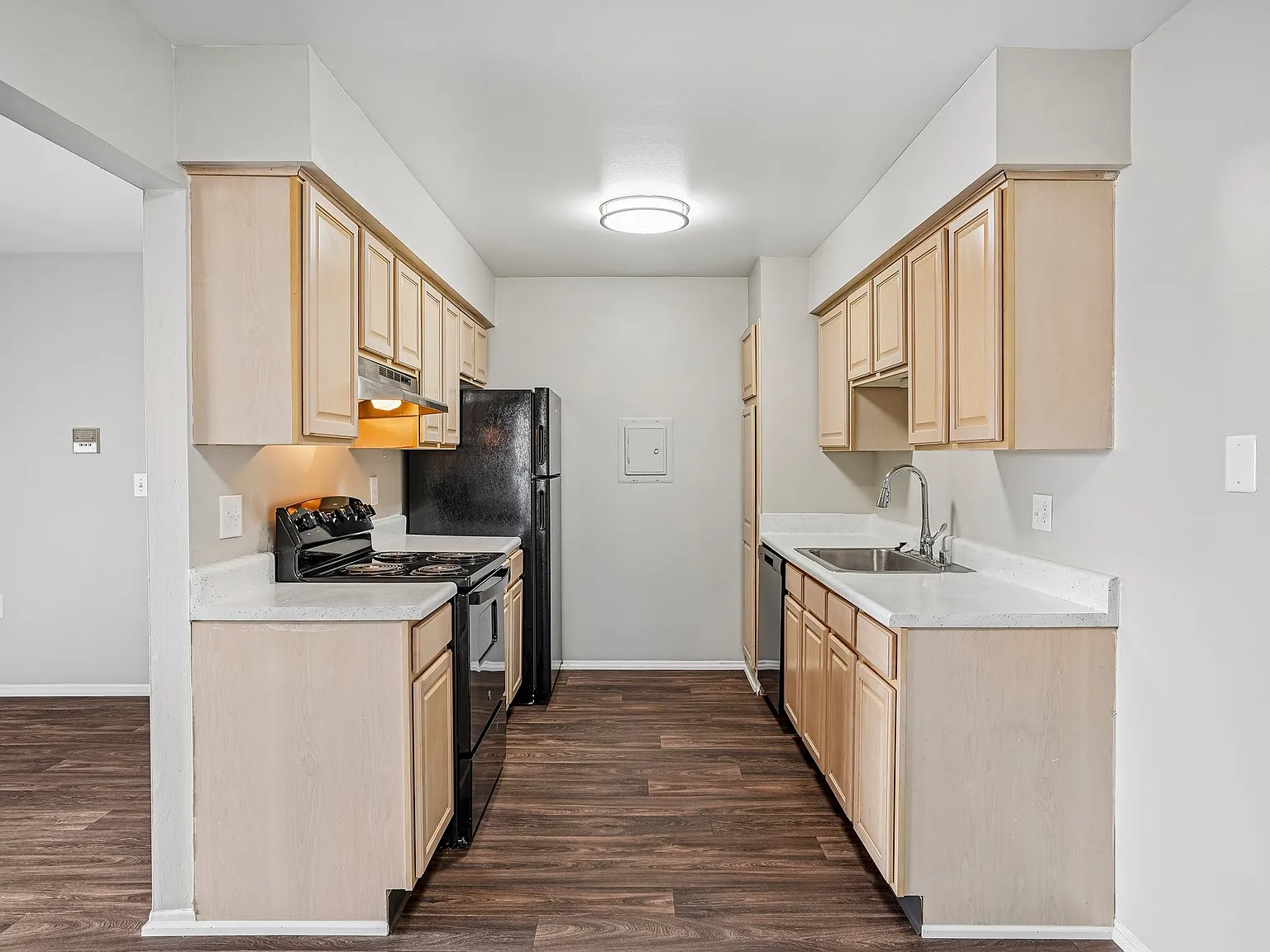 Regency Place Apartments — Photo 4