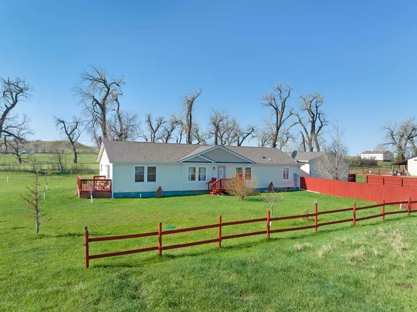 11341 Railway Ln, Belle Fourche, SD 57717