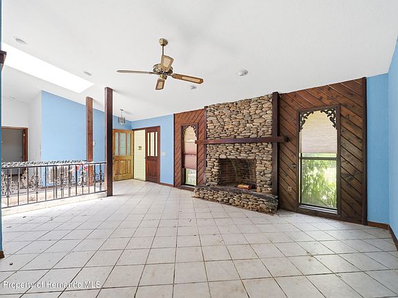 5th image of 4444 Raines Rd